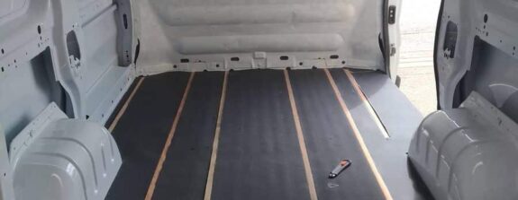 Image #1 à partir de Yannis J.