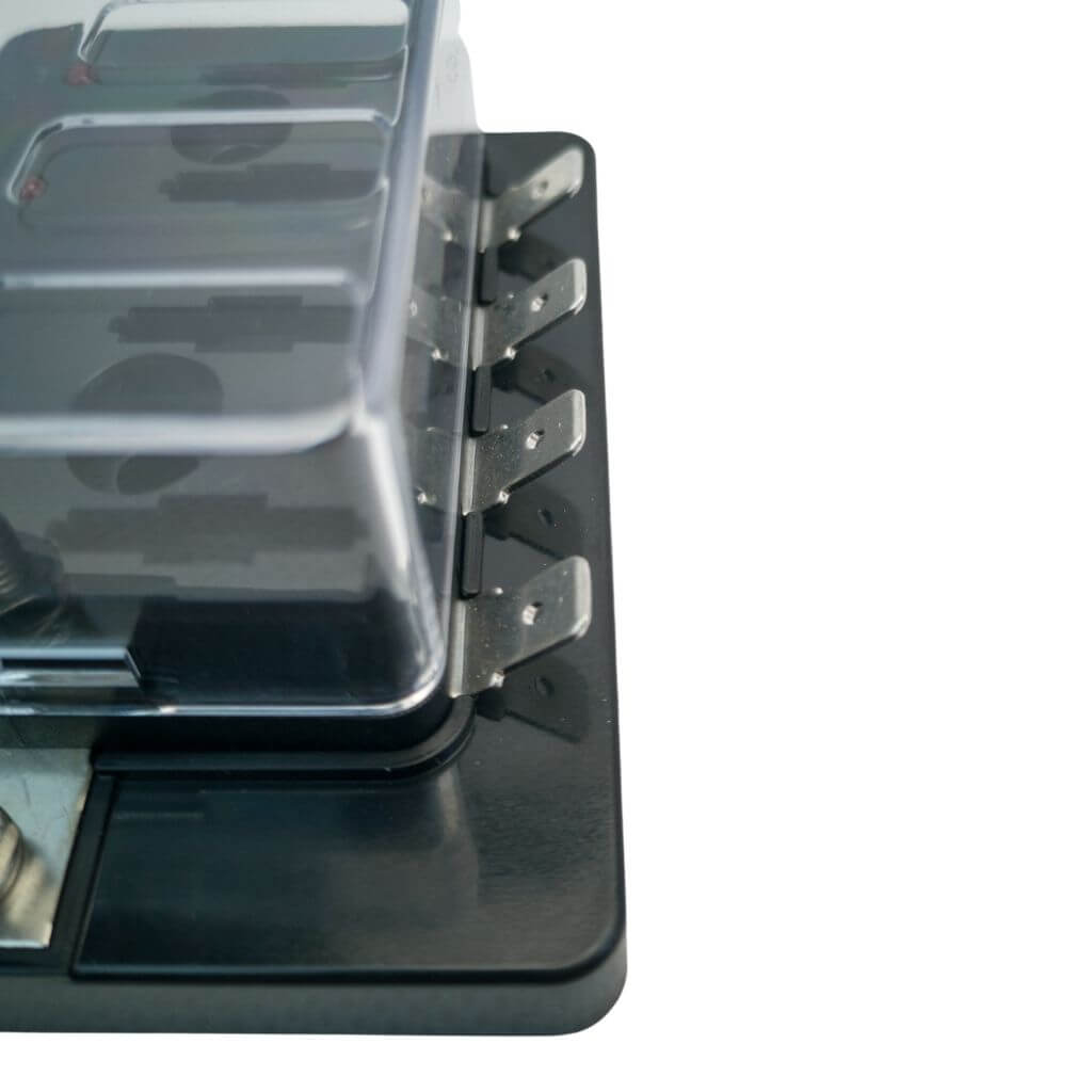 Porte fusible 4 fusibles 30A 7 Porte fusible, 4 fiches
