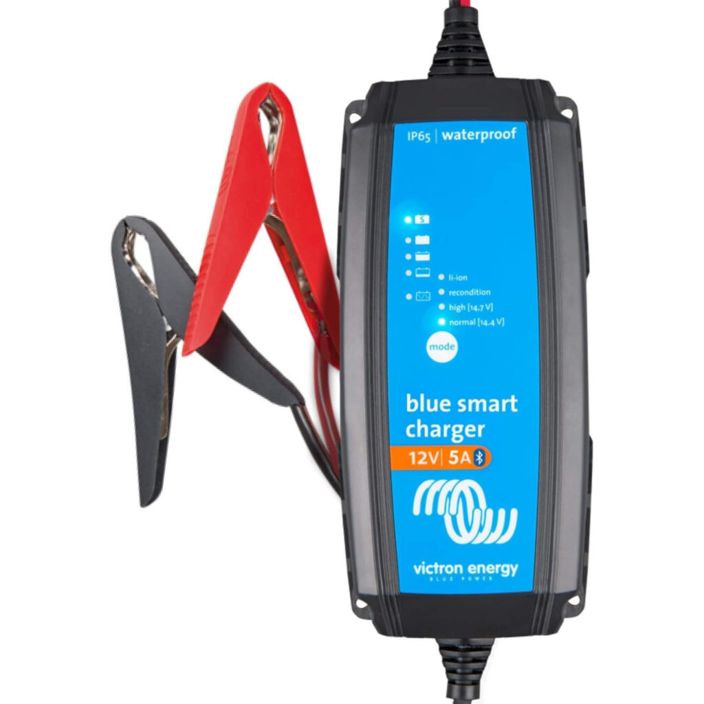 Victron Energy - Chargeur Blue Smart IP65 12V / 25A Avec Connecteurs DC 7 17  R 803 I 2730