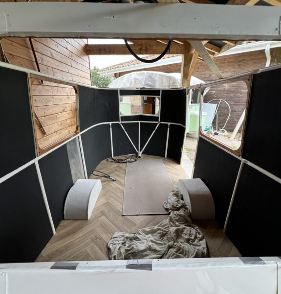 Image #2 à partir de CONSTANCE