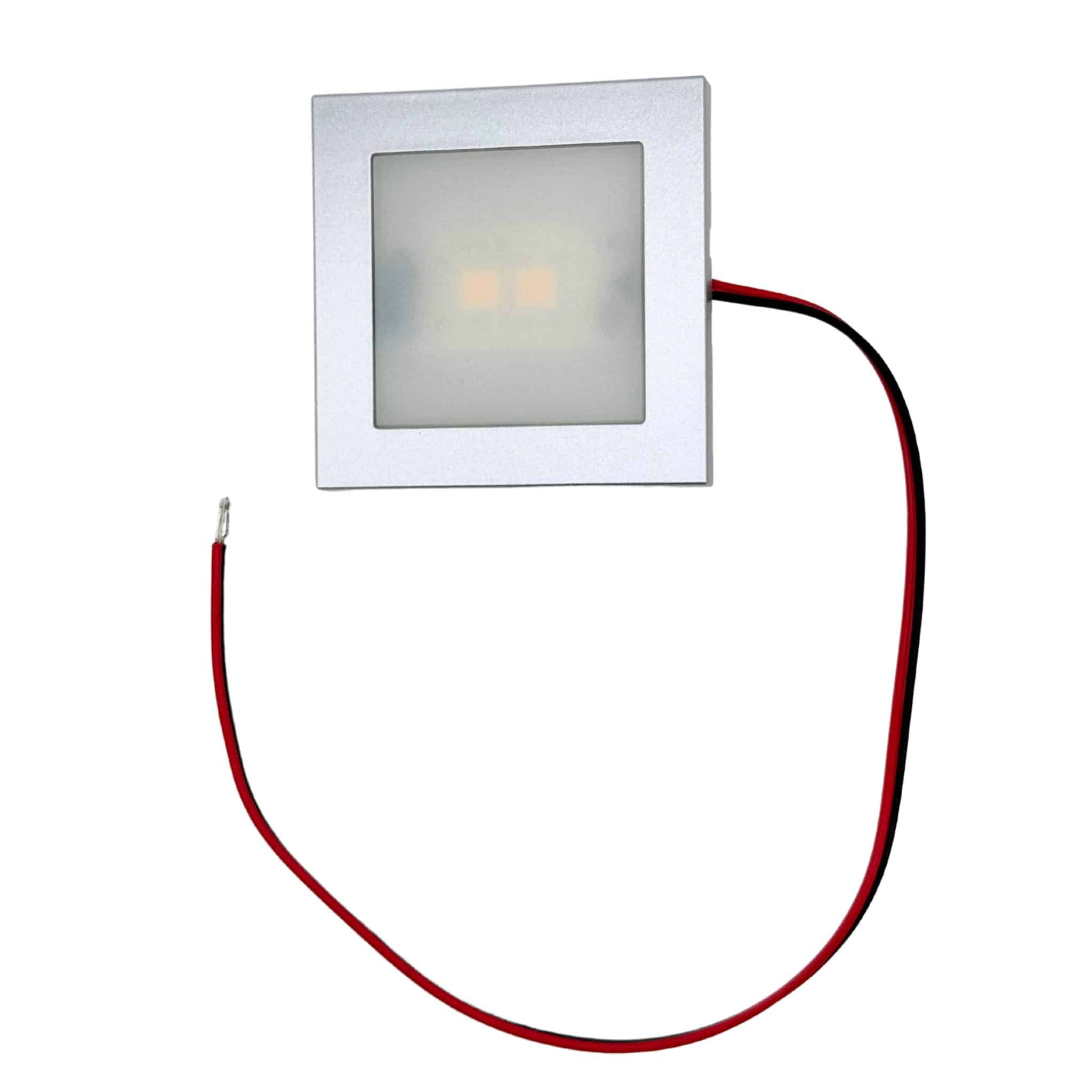 Plafonnier LED carré en saillie 12V et 24V 3 Plafonnier LED carre pour fourgon