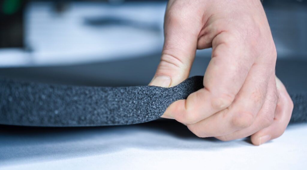 Armaflex Chez Moi : tout comprendre sur la nouvelle génération d'isolation pour van 4 armaflex chez moi souplesse mousse elastomere