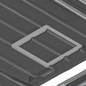 Cadre adaptateur pour lanterneau 40×40 sur toit irregulier de Renault Trafic III / NV300 / Talento / Vivaro B Position 2