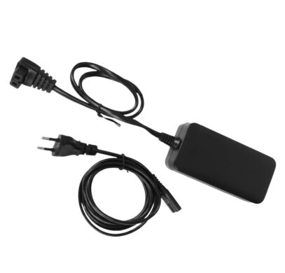 Adaptateur secteur Carbest permettant d’alimenter une glacière sur prise 230V