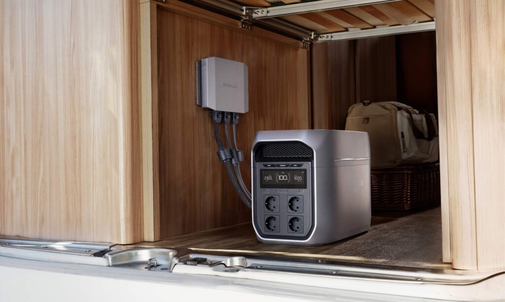 Station EcoFlow DELTA 3 Max installée dans un fourgon aménagé