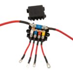 5 sorties DC avec connexions Midi M5 du Porte fusibles 1x mega - 4 x midi Energie Mobile