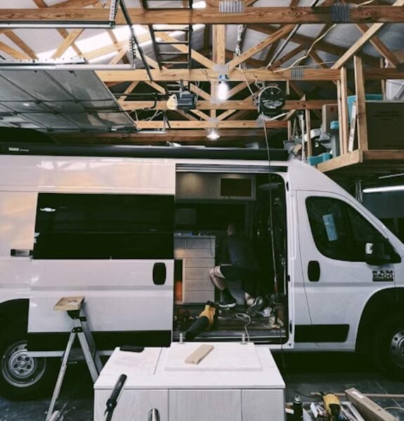 Astuces pour éviter les erreurs classiques lors de l'amenagement de son van