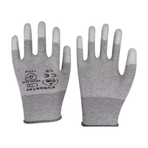 Gant de protection utilisé pour la pose d’isolation Armaflex dans un van aménagé ou un fourgon