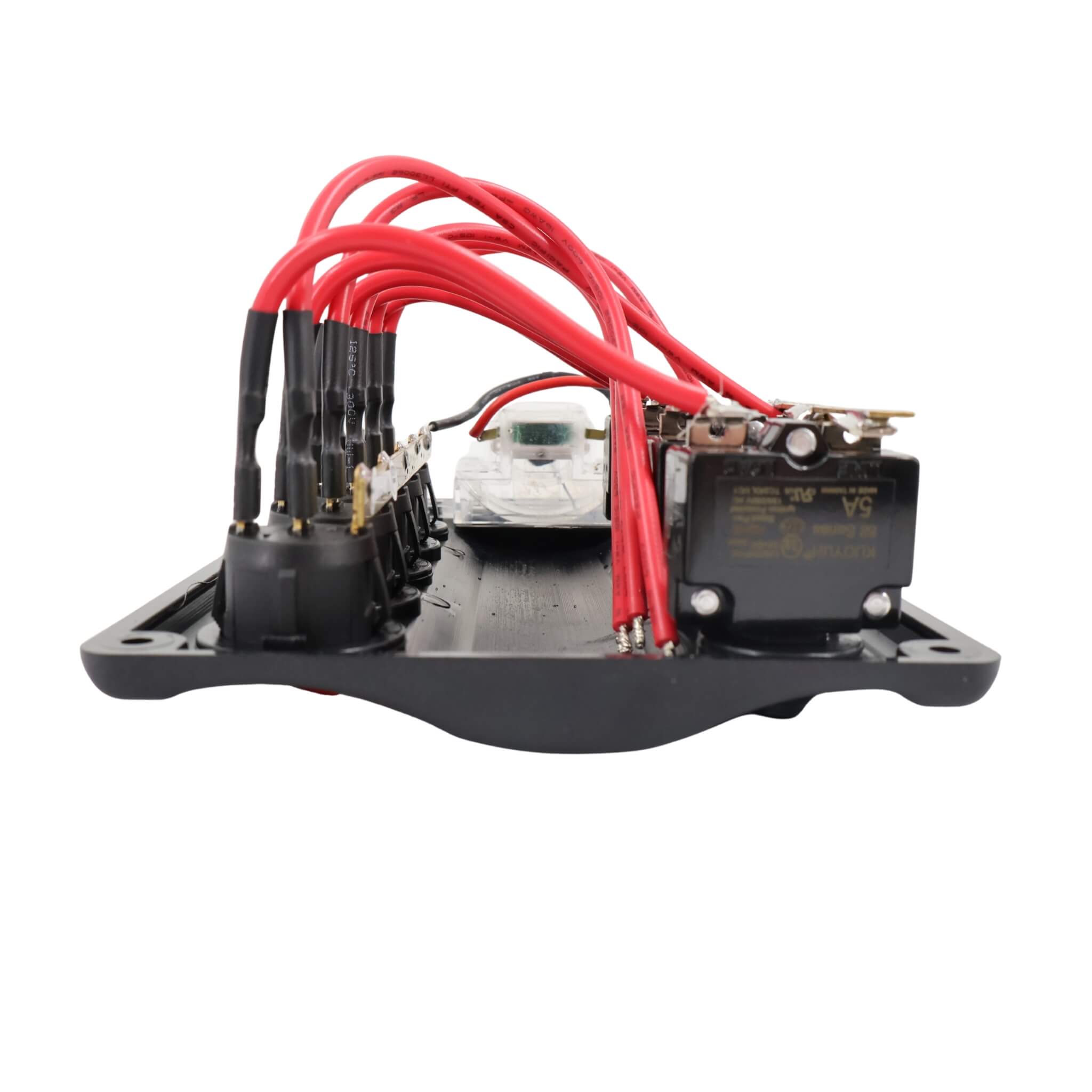 Osculati Tableau électrique WAVE 5 interrupteurs+ Voltmètre 12V 4 Tableau 12V à disjoncteurs avec 5 interrupteurs + voltmetre focus branchements