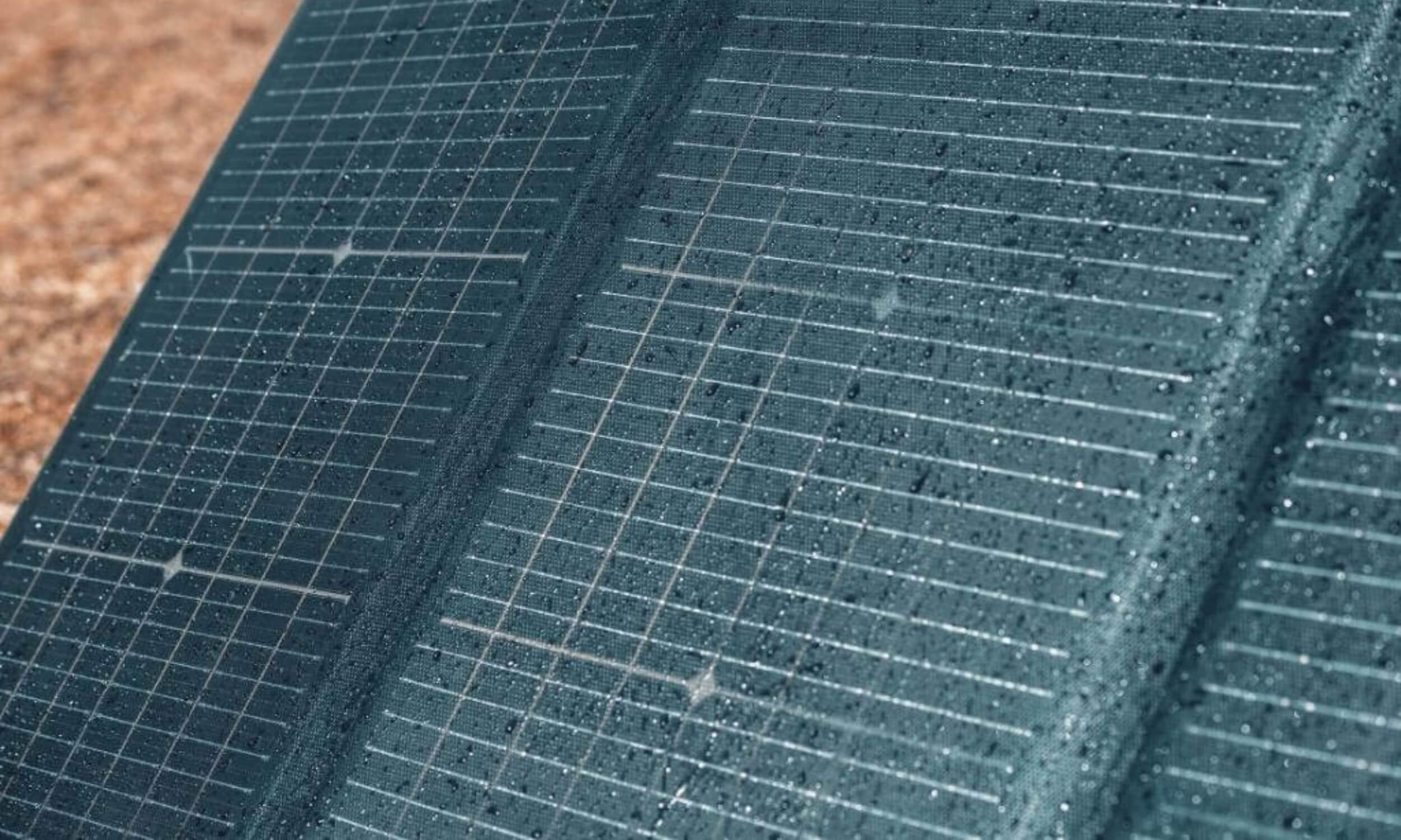 panneau solaire Ecoflow, IP68, résiste aux élements
