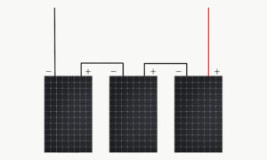 Connexion trois panneaux solaires en série