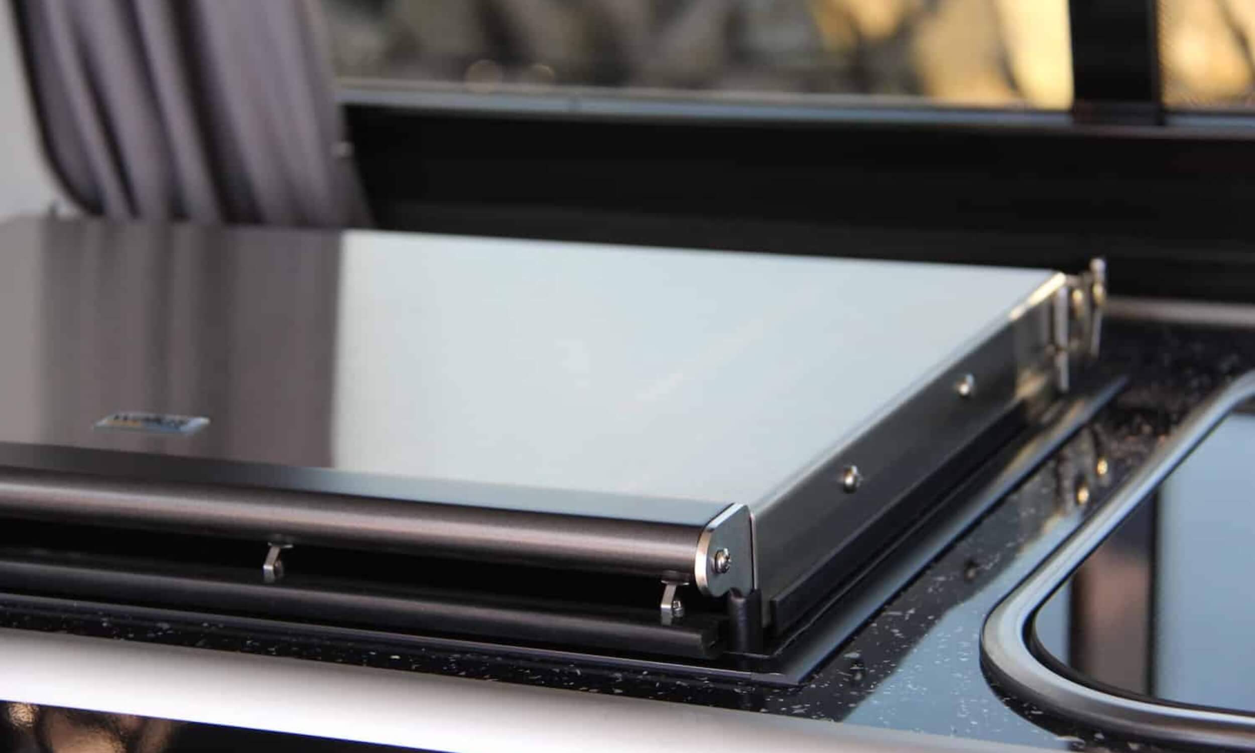 Plaque cuisson vitrocéramique et chauffage diesel WALLAS XC Duo R122 8 Plaque cuisson + chauffe WALLAS XC Duo R122