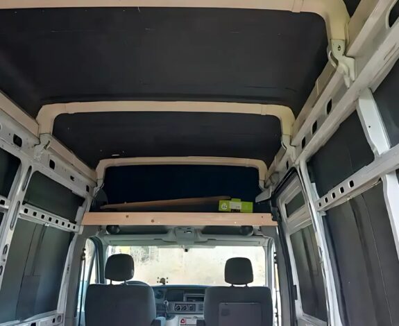 Isolant phonique van