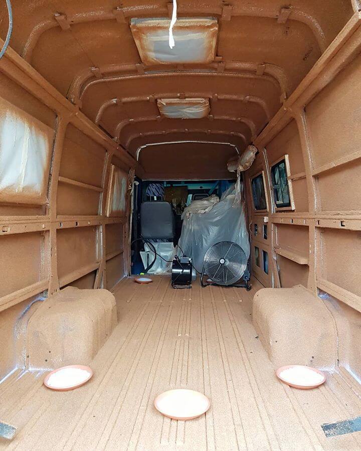 Liège Projeté Fourgon 12 kg 3 Liège projeté, fourgon isolé liège projeté