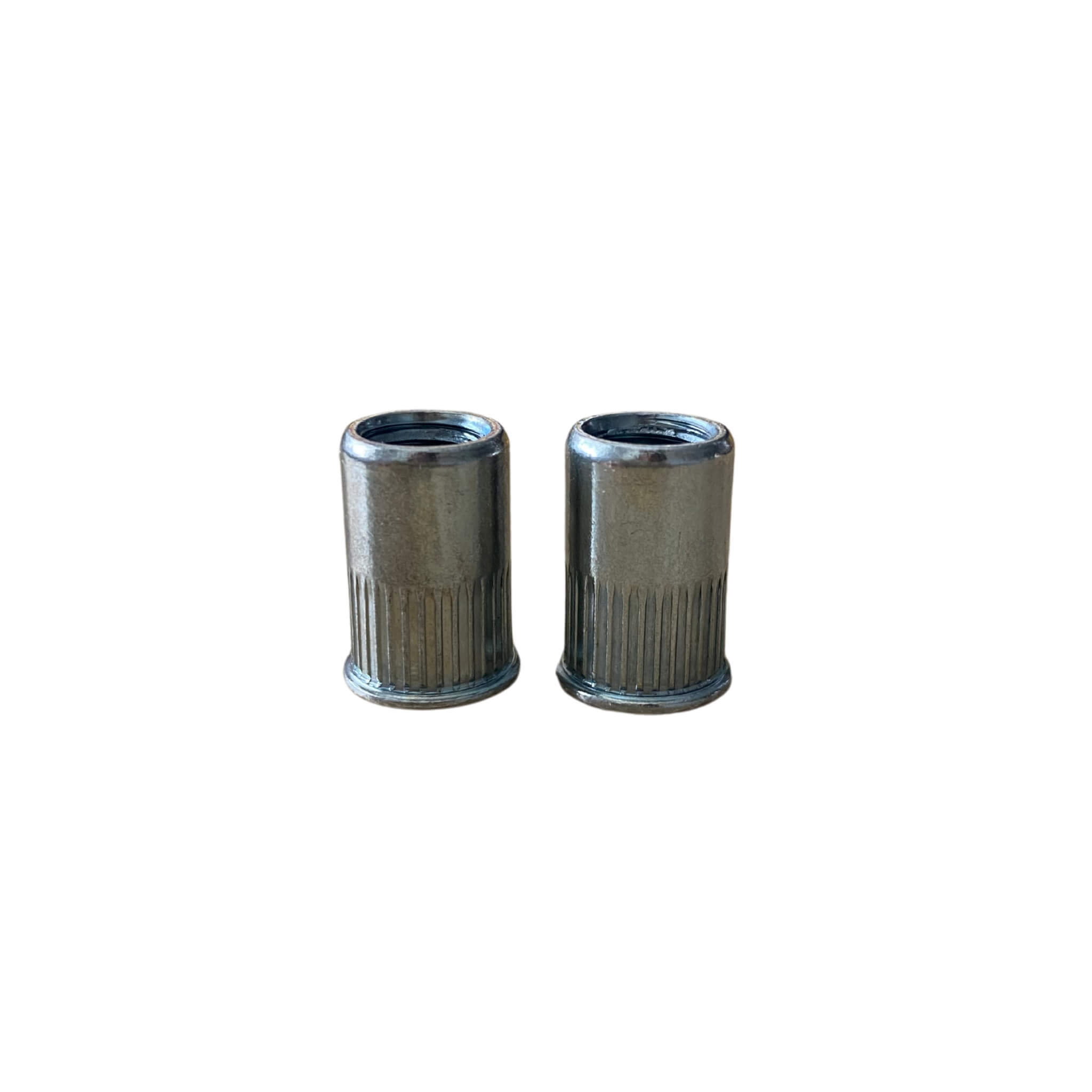 Ecrou à sertir Acier Diamètre M3 2 Écrou à sertir M3 fixation filetée van
