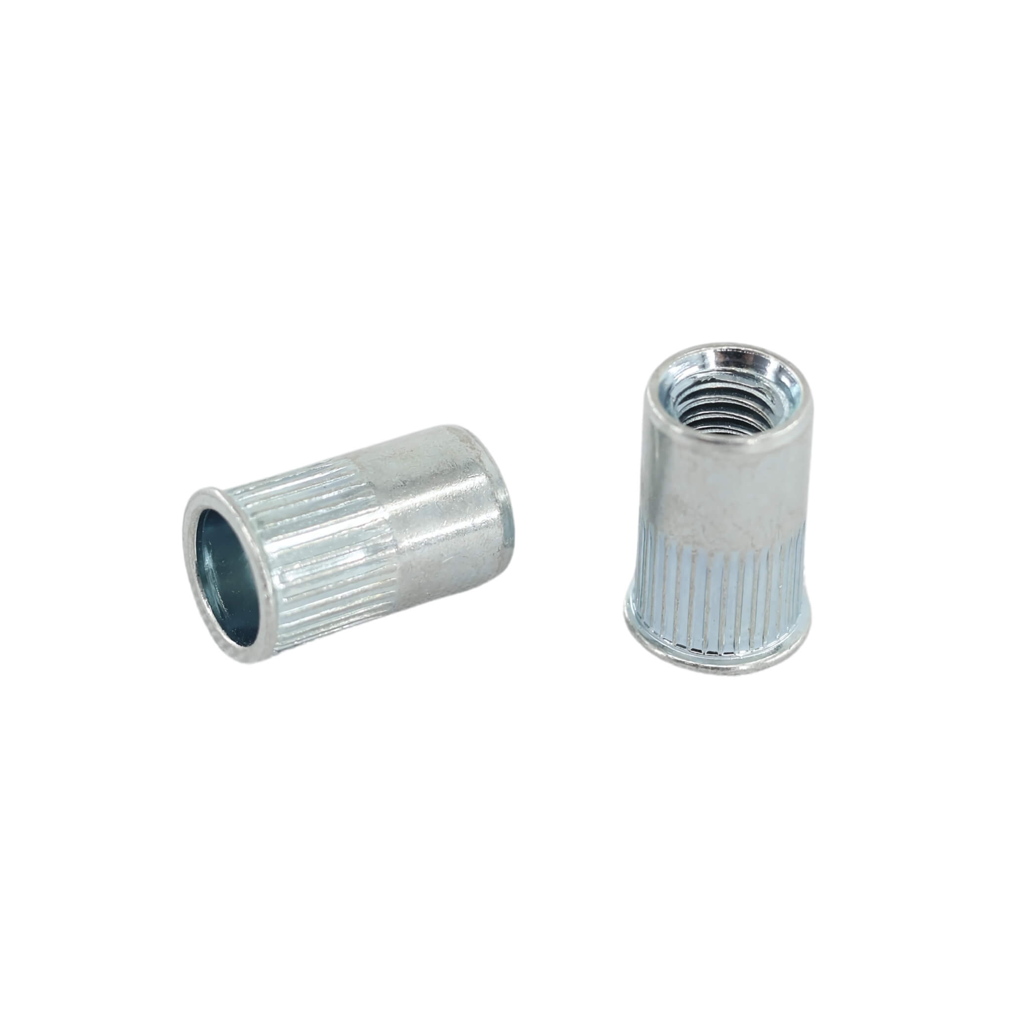 Ecrou à sertir Acier Inoxydable Diamètre M5 2 Écrou à sertir inox M5 résistant à la corrosion