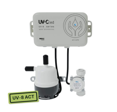 Filtre UV-8 Act WM Aquatec à LED UV-C pour désinfecter l’eau en van