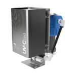 Filtre UV-8 Steel WM Aquatec avec charbon actif pour désinfecter l’eau en van